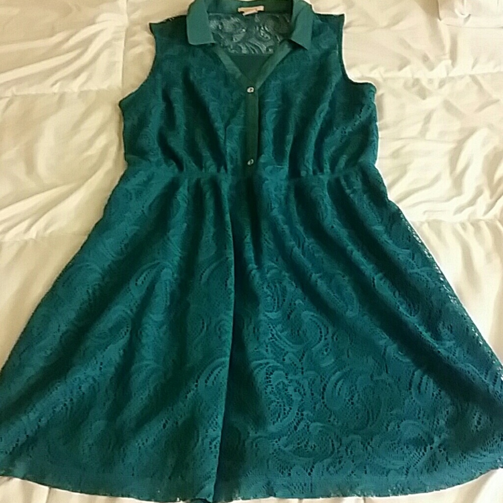 Lace Sleeveless Dress by CANDALITE